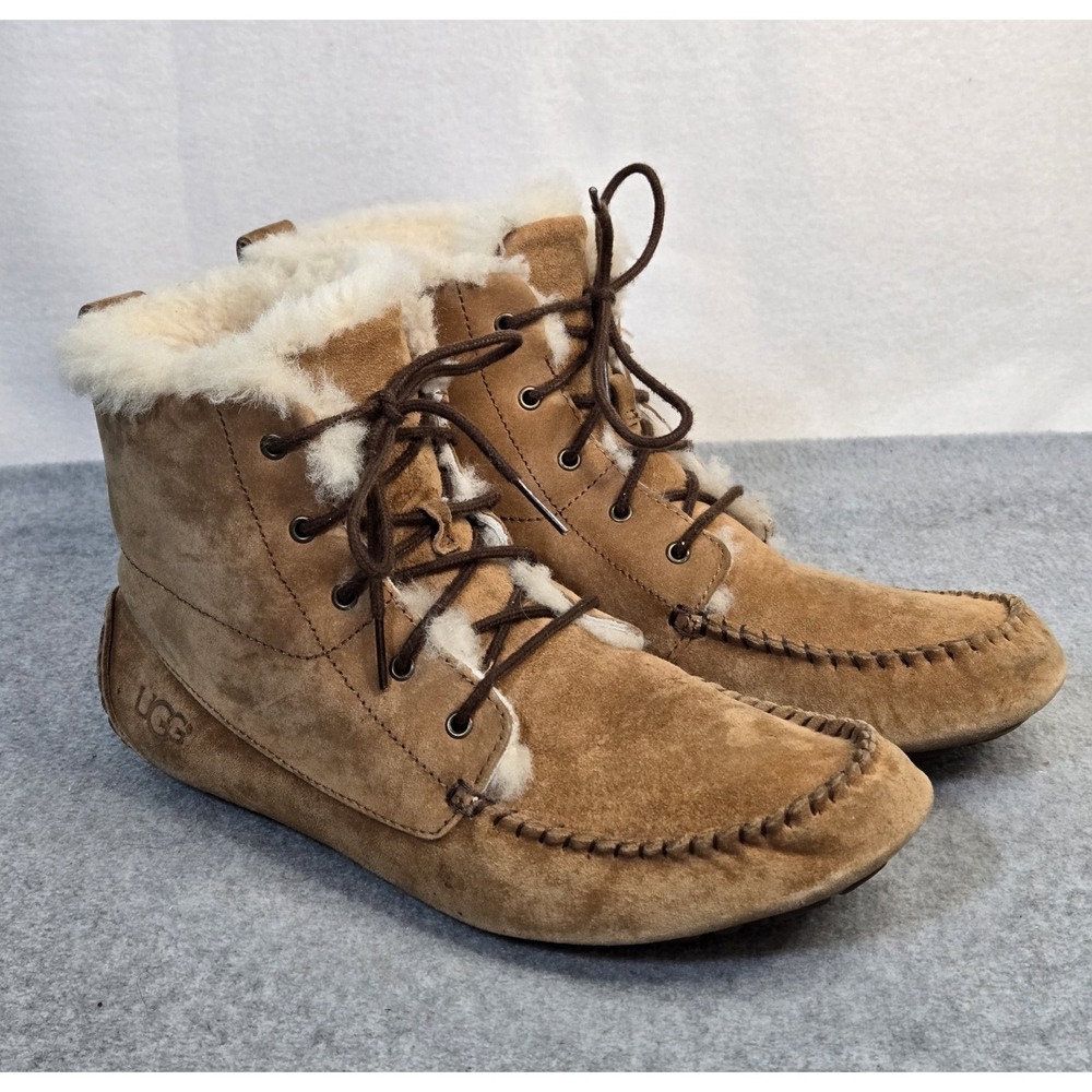 UGG Chickaree Suede Shearling lace up Moccasin Boots Chestnut Women's Size 10